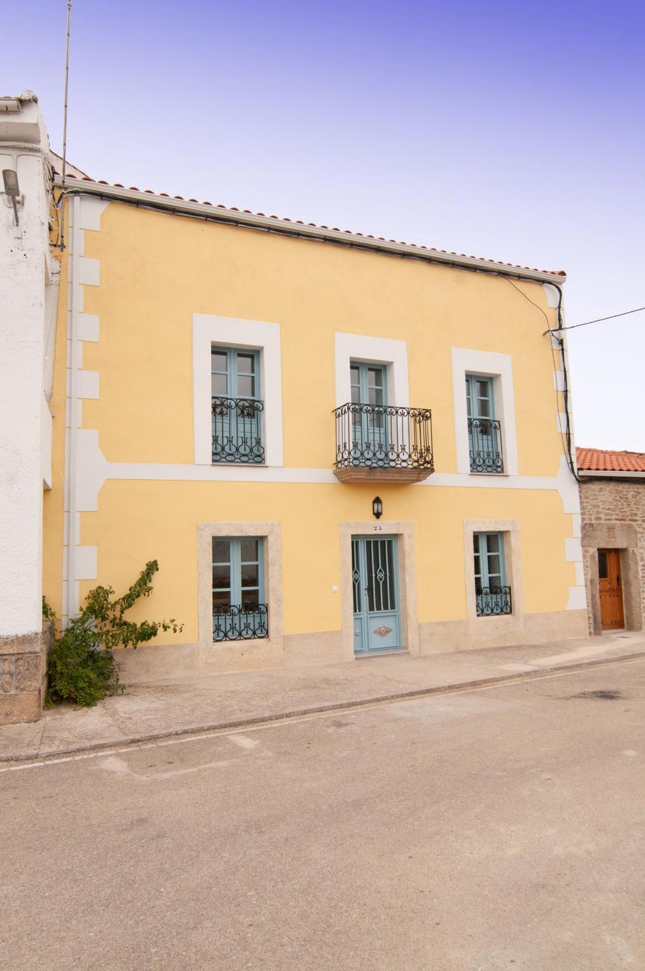 Casa Amarilla Arribes Cerezal de Penahorcada Exterior foto